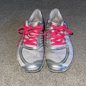 Nike free 5.0 size 7 🌟make an offer🌟